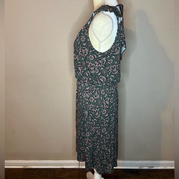 ⭐️ LOFT Paisley Dres - Picture 2 of 8